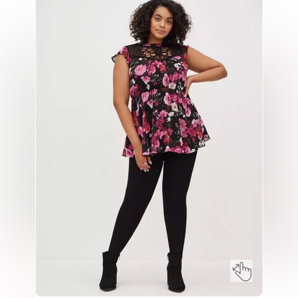 TORRID Peplum Chiffon Clip Dot Crochet Trim Top size 1/1X/14-16